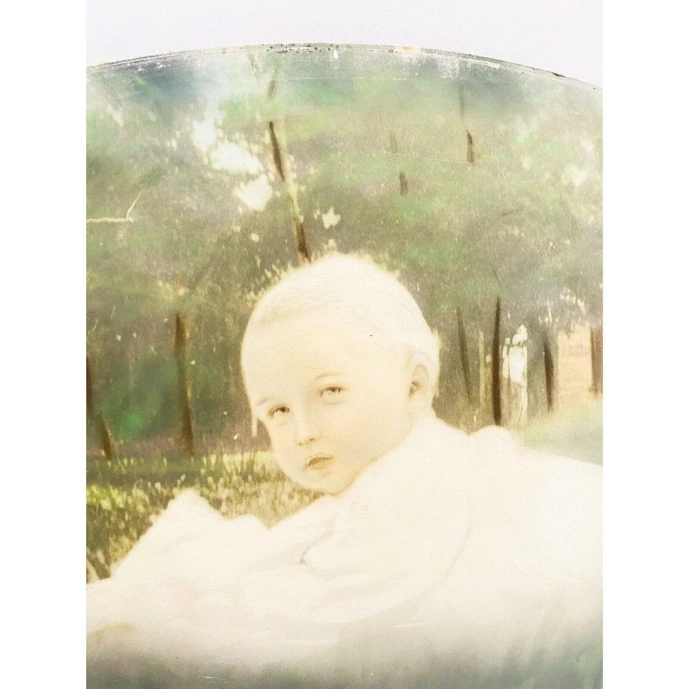 Antique Oval Photo of Baby Boy Died in 1919 Flu Pandemic Hand Painted Convex - Picture 2 of 7